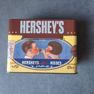 Hershey’s Vintage Recipe Tin Box w/ Cards & Dividers Chocolate Kitchen Decor
